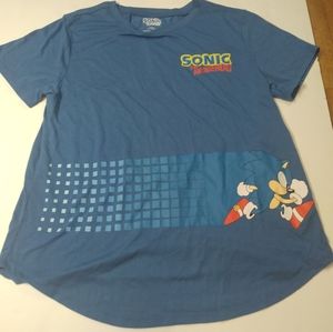 SONIC THE HEDGEHOG JUNIORS SHIRT SIZE XLarge (15-17)
